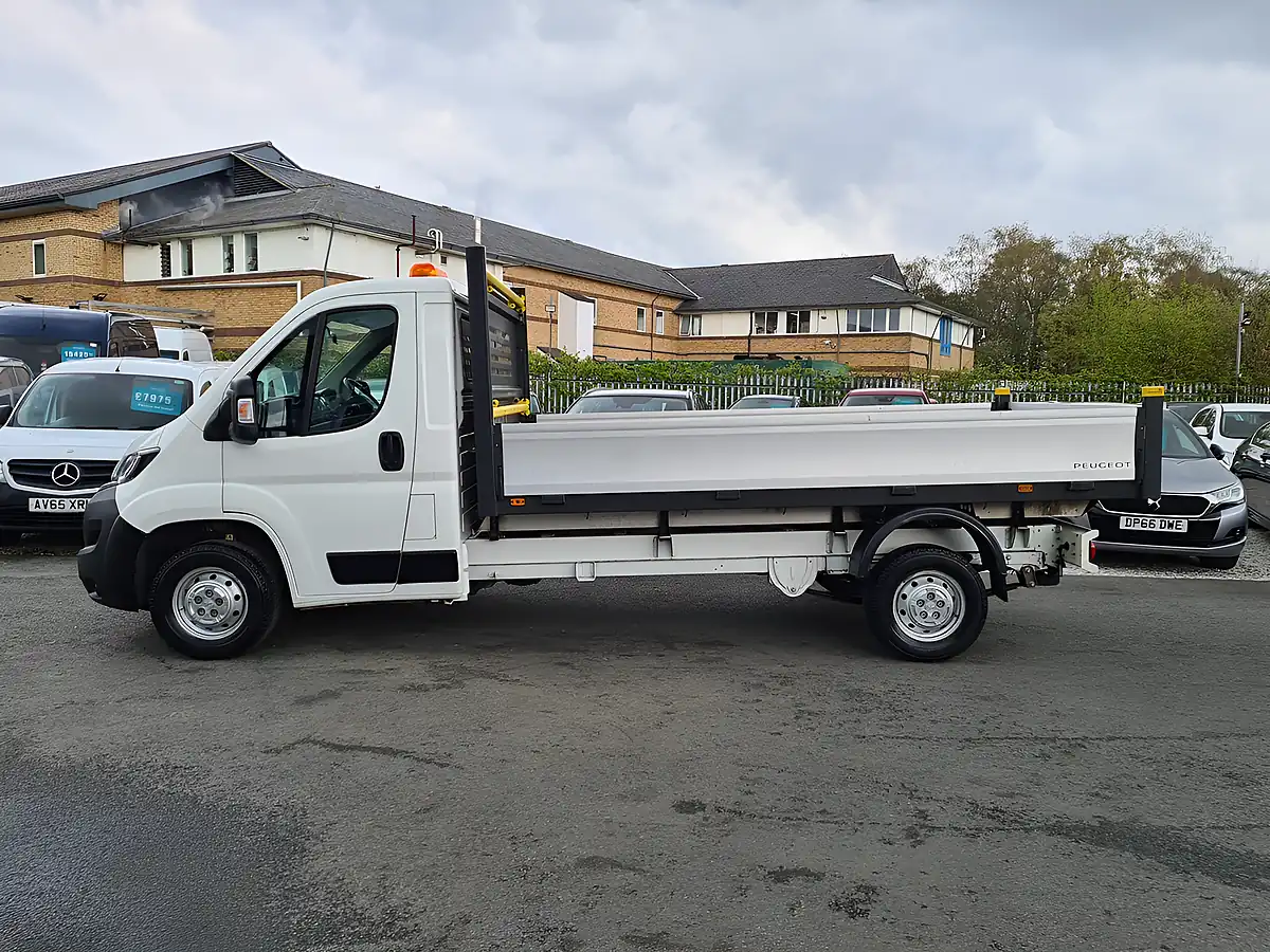 Used 2019 Peugeot Boxer Dropside L3 Plus White - Interior and Exterior details 8