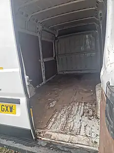 Used 2019 Peugeot Boxer H2 Professional White - Interior and Exterior details 14
