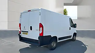 Used 2019 Peugeot Boxer Professional Nav White - Interior and Exterior details 6