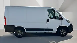 Used 2019 Peugeot Boxer Professional Nav White - Interior and Exterior details 7
