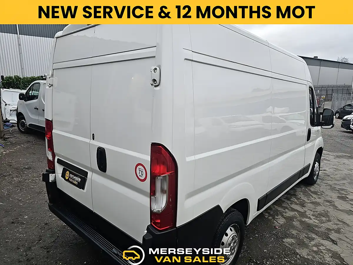Used 2019 Peugeot Boxer Professional White - Interior and Exterior details 2