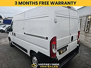 Used 2019 Peugeot Boxer Professional White - Interior and Exterior details 3