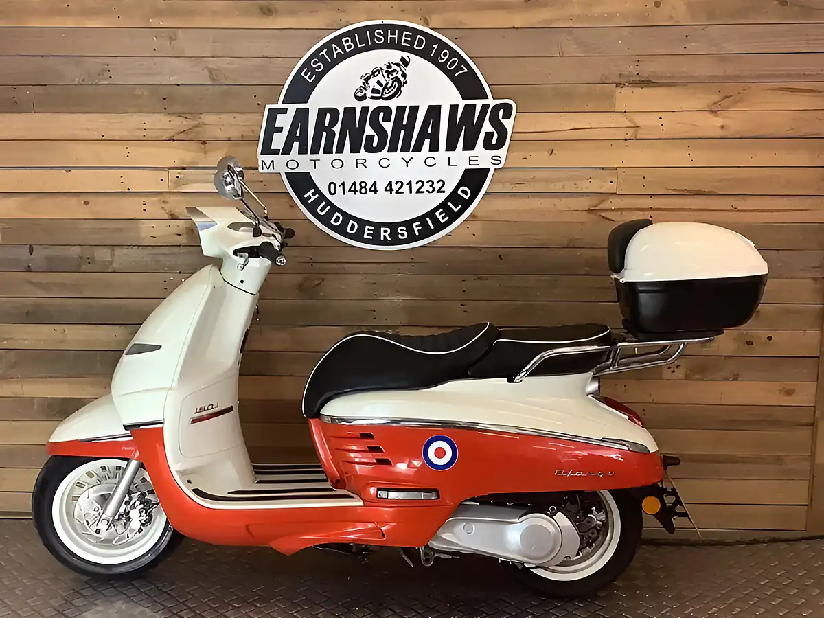 Used 2019 Peugeot Django Orange - Interior and Exterior details 2