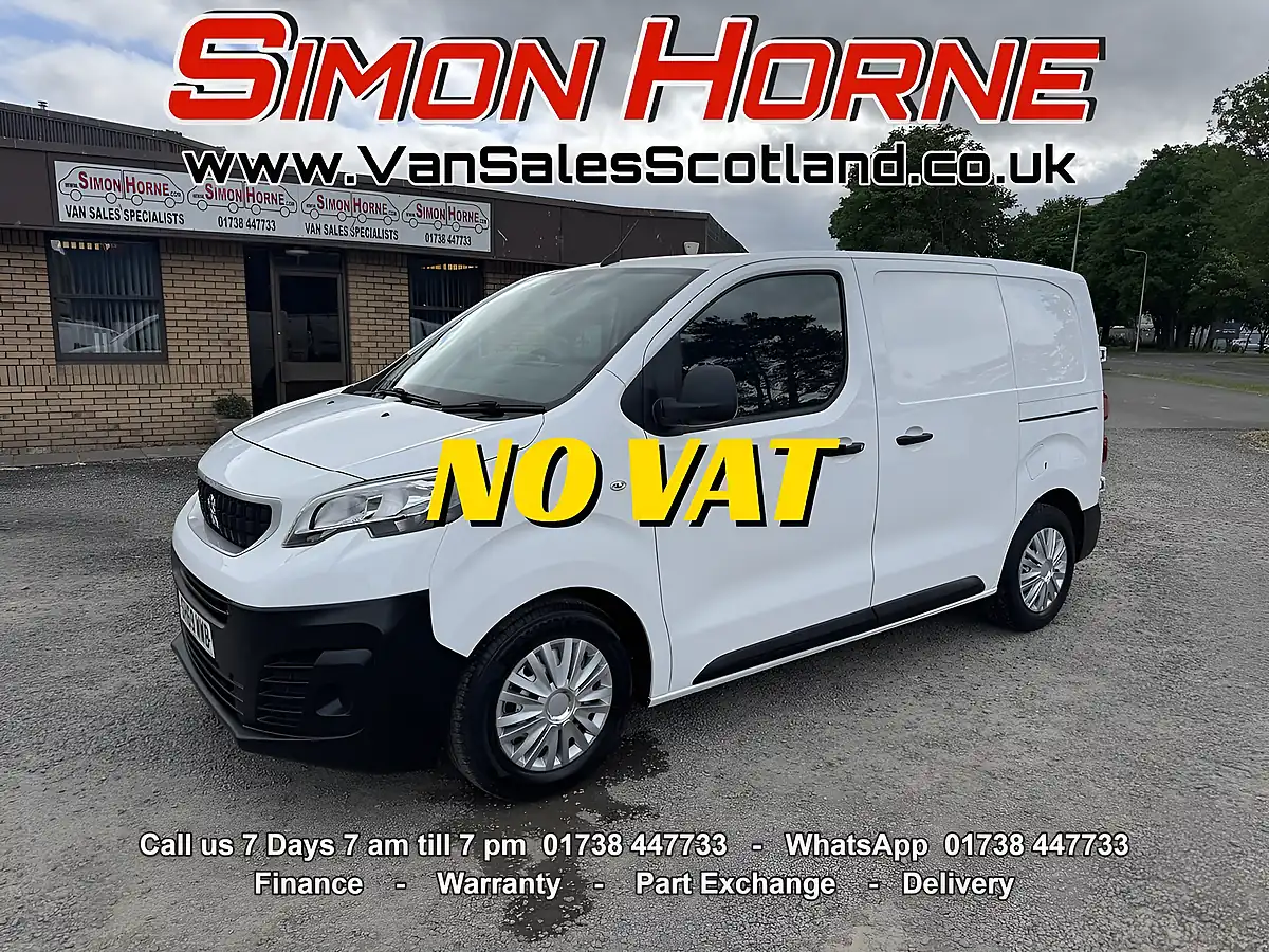 Used 2019 Peugeot Expert 1000 Compact Professional White - Front View