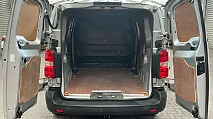 Used 2019 Peugeot Expert Professional Compact Silver - Interior and Exterior details 10