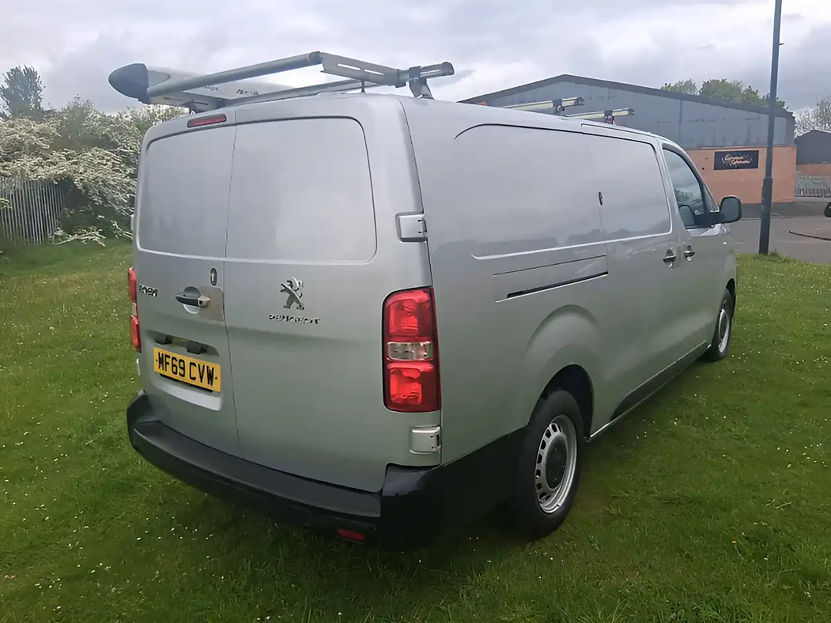 Used 2019 Peugeot Expert Professional Long Panel Van Silver - Interior and Exterior details 4