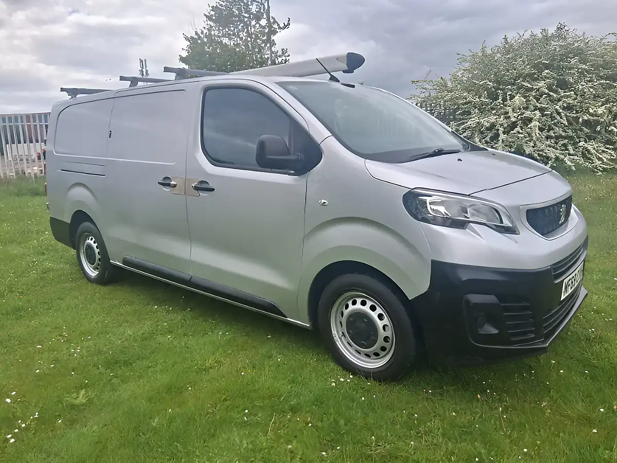 Used 2019 Peugeot Expert Professional Long Panel Van Silver - Interior and Exterior details 7