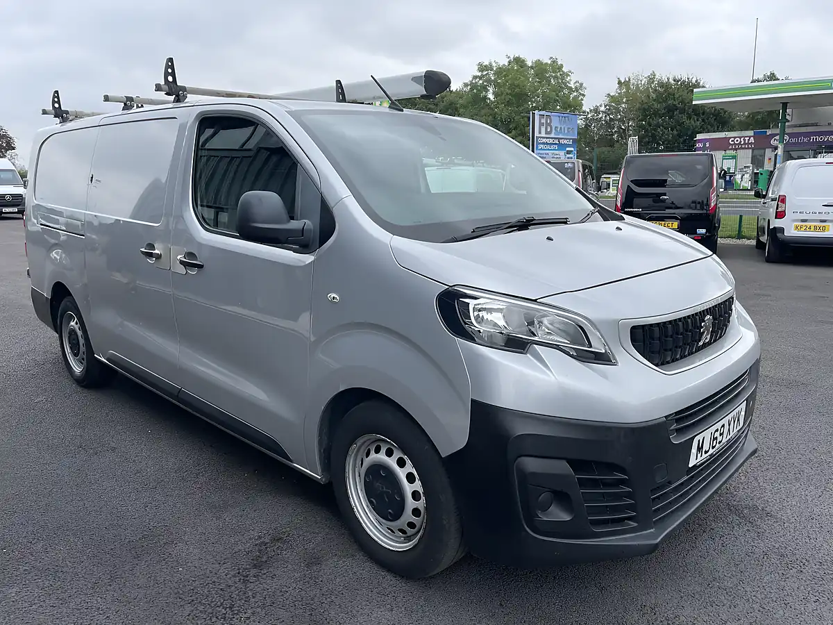 Used 2019 Peugeot Expert Professional Lwb Silver - Interior and Exterior details 2