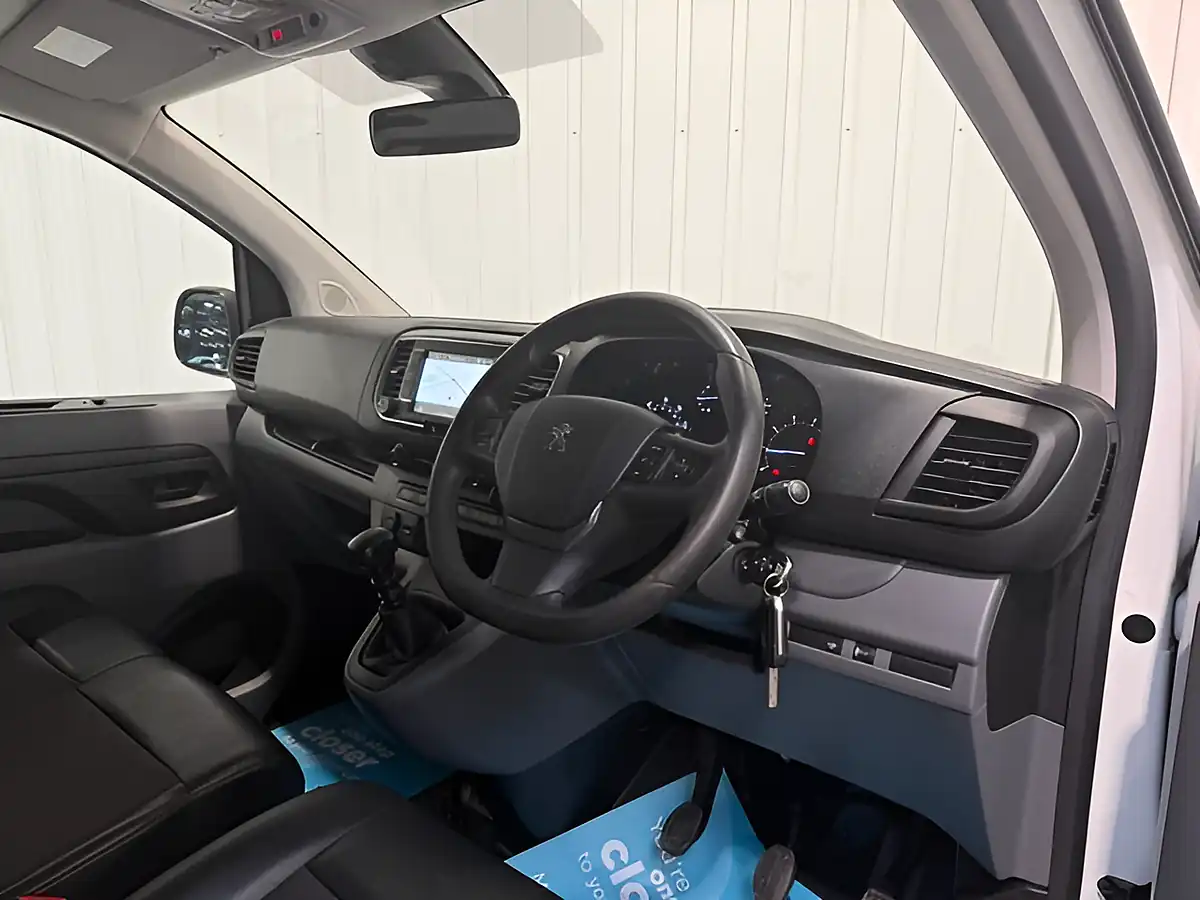 Used 2019 Peugeot Expert Professional Standard Bianca White - Interior and Exterior details 11