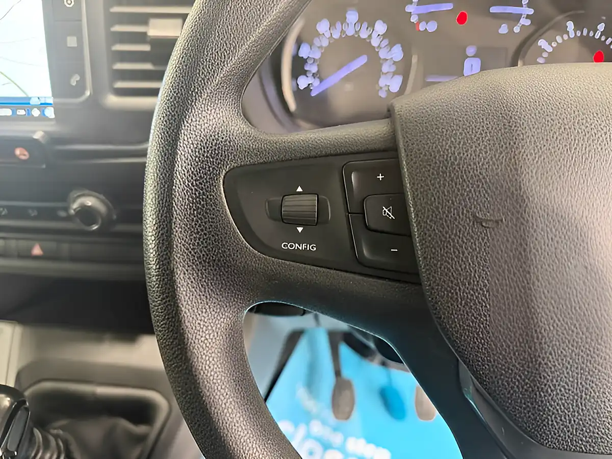 Used 2019 Peugeot Expert Professional Standard Bianca White - Interior and Exterior details 15