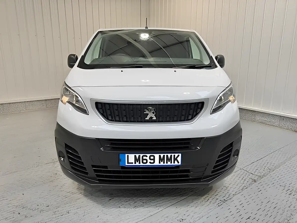 Used 2019 Peugeot Expert Professional Standard Bianca White - Interior and Exterior details 2