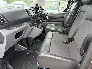 Used 2019 Peugeot Expert Professional Standard Grey - Interior and Exterior details 17