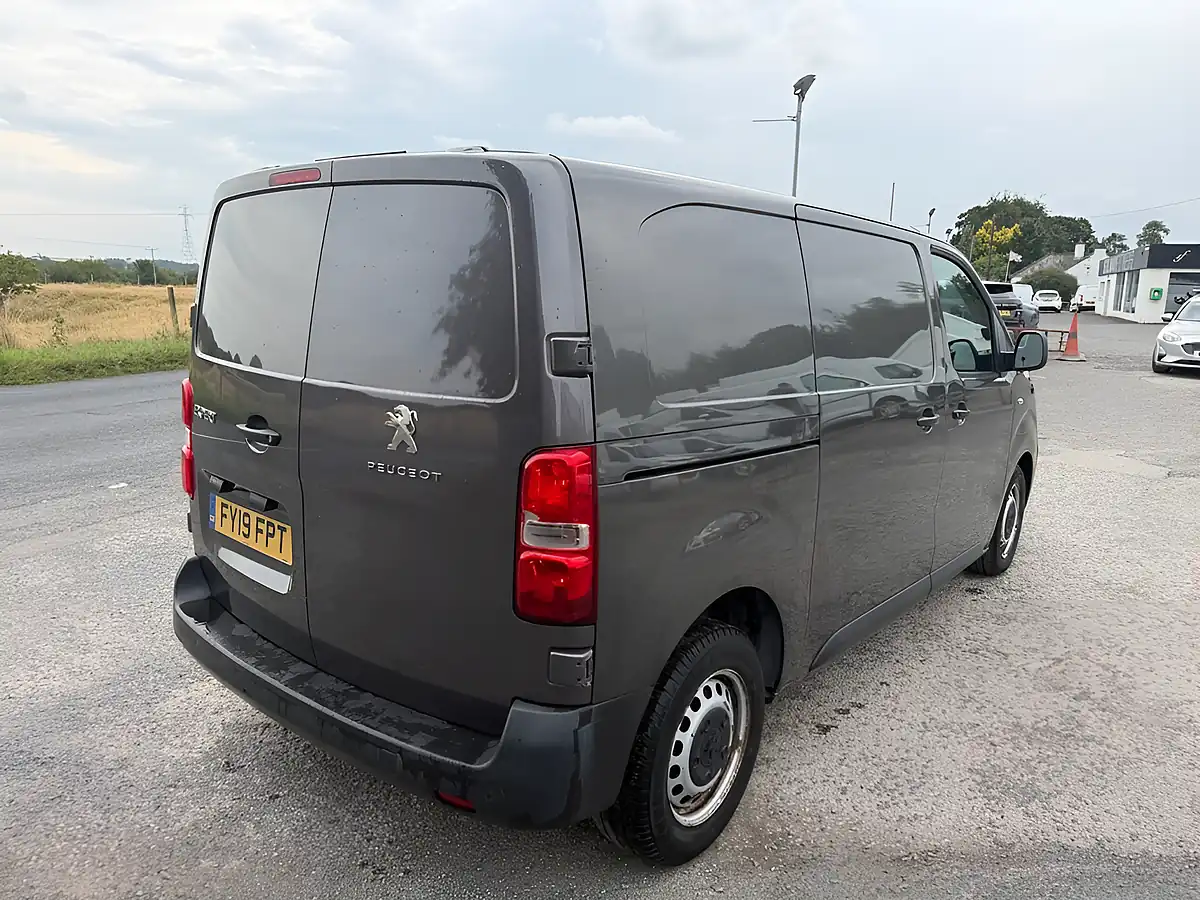 Used 2019 Peugeot Expert Professional Standard Grey - Interior and Exterior details 4