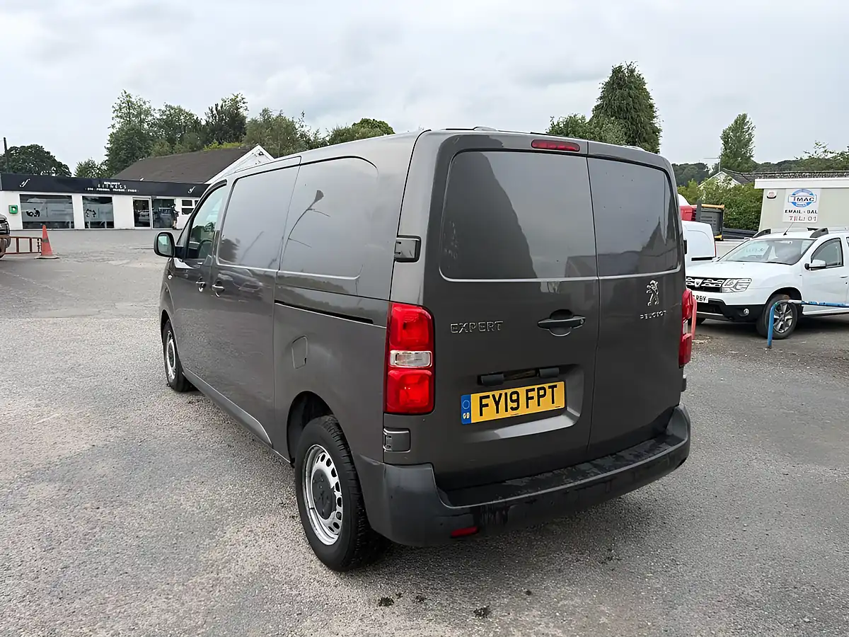 Used 2019 Peugeot Expert Professional Standard Grey - Interior and Exterior details 6