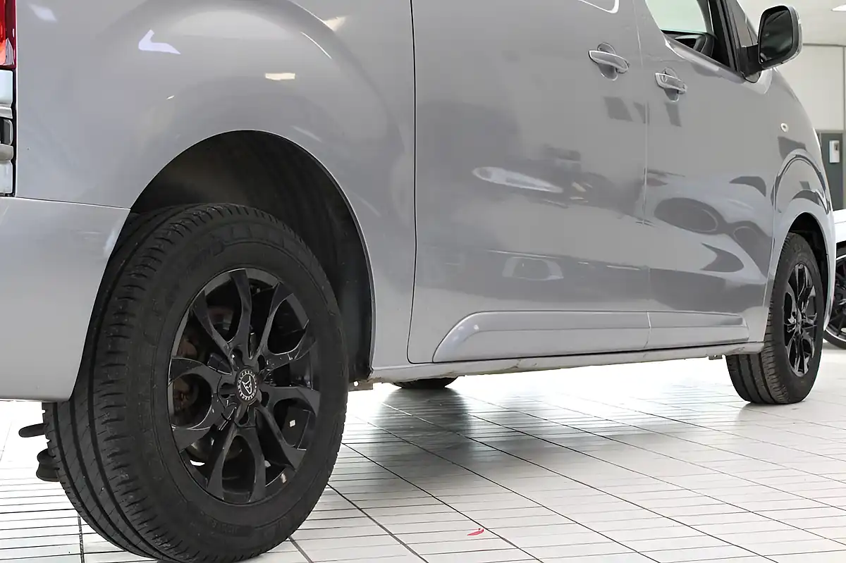 Used 2019 Peugeot Expert Professional Standard Grey - Interior and Exterior details 13