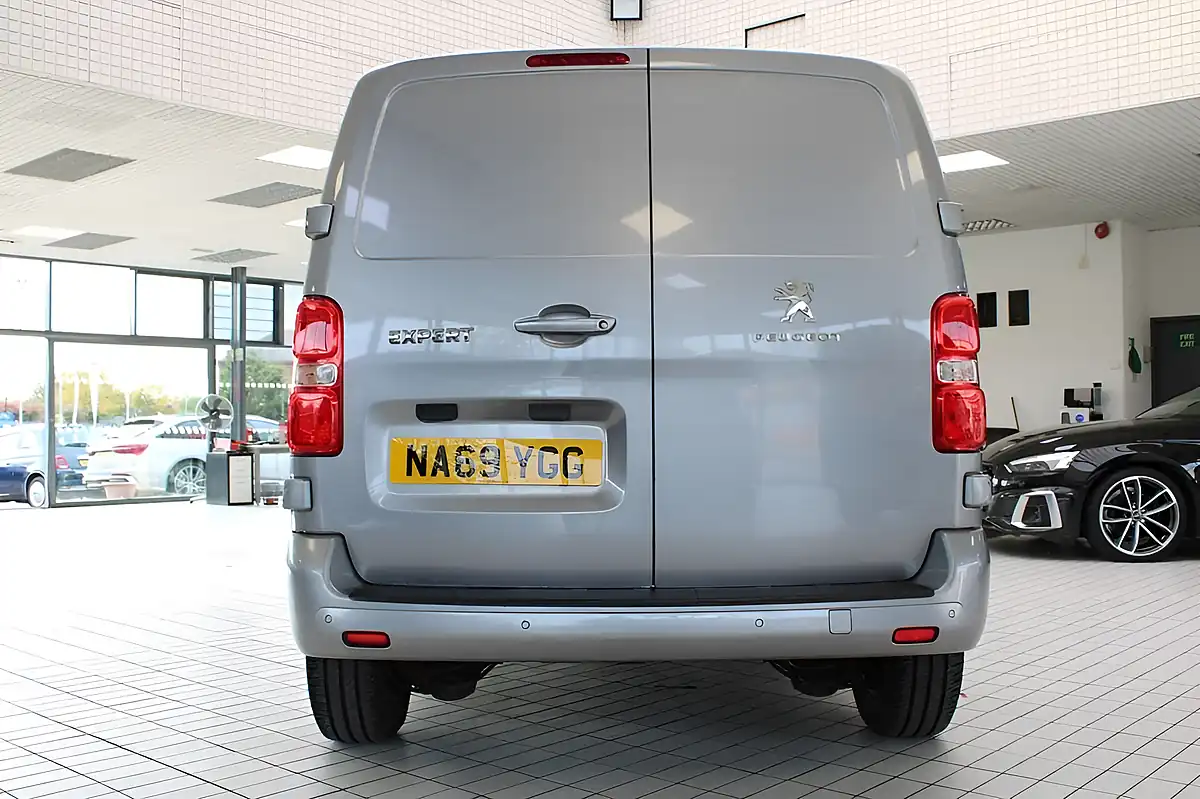 Used 2019 Peugeot Expert Professional Standard Grey - Interior and Exterior details 14