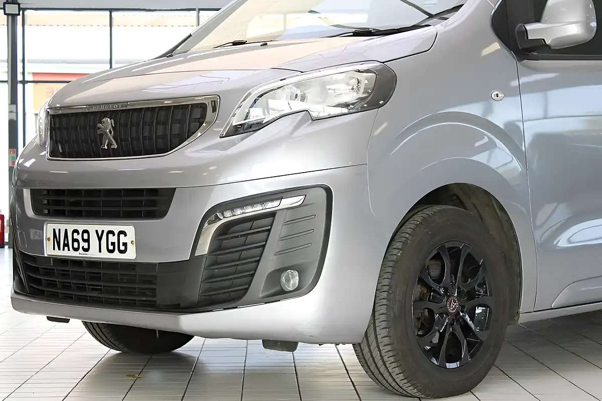 Used 2019 Peugeot Expert Professional Standard Grey - Interior and Exterior details 3