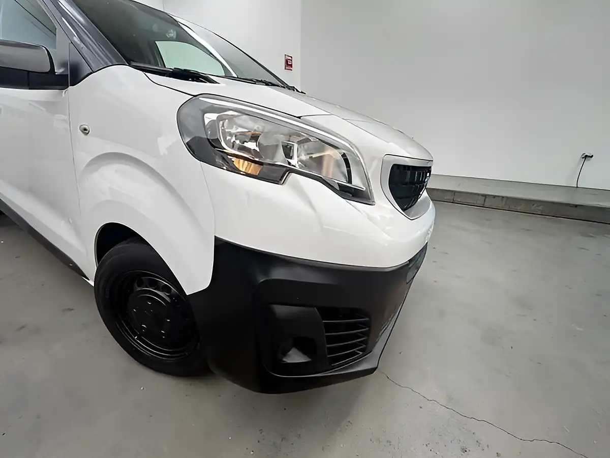 Used 2019 Peugeot Expert Professional Standard White - Interior and Exterior details 7
