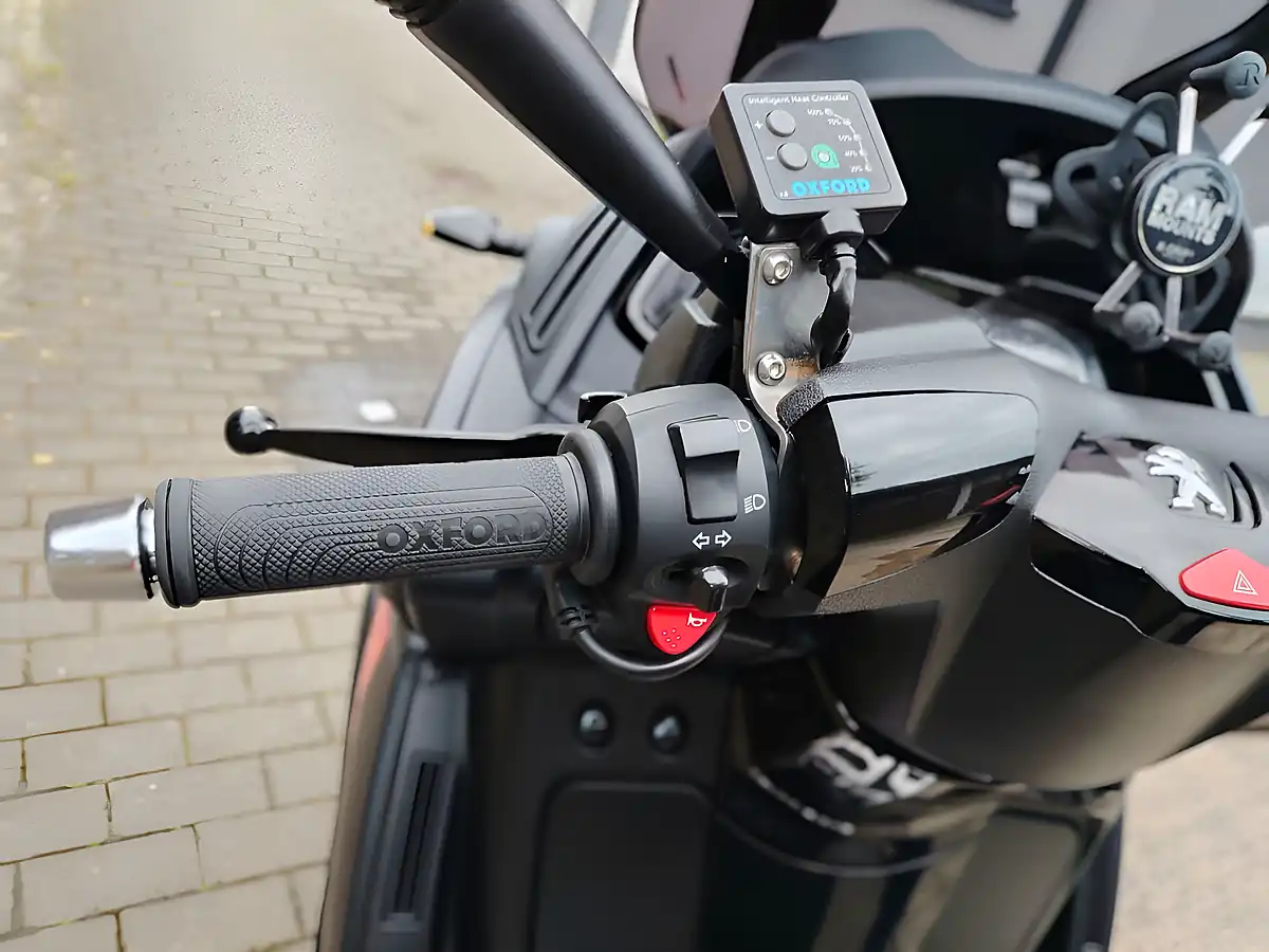 Used 2019 Peugeot Metropolis 400 Rxr Black - Interior and Exterior details 10