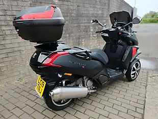 Used 2019 Peugeot Metropolis 400 Rxr Black - Interior and Exterior details 7