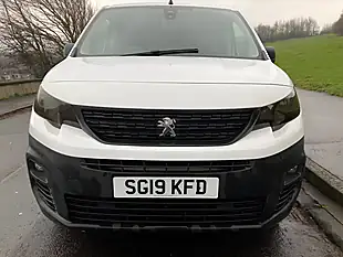 Used 2019 Peugeot Partner Grip Standard Panel Van Swb Blue - Interior and Exterior details 7