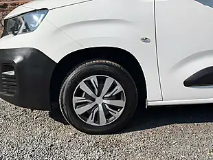 Used 2019 Peugeot Partner Professional L1 Blue White - Interior and Exterior details 16