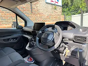 Used 2019 Peugeot Partner Professional L1 Blue White - Interior and Exterior details 8