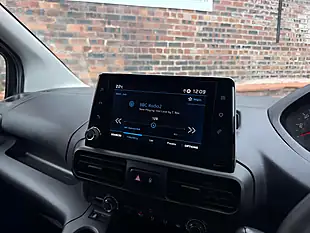Used 2019 Peugeot Partner Professional L1 Grey - Interior and Exterior details 12