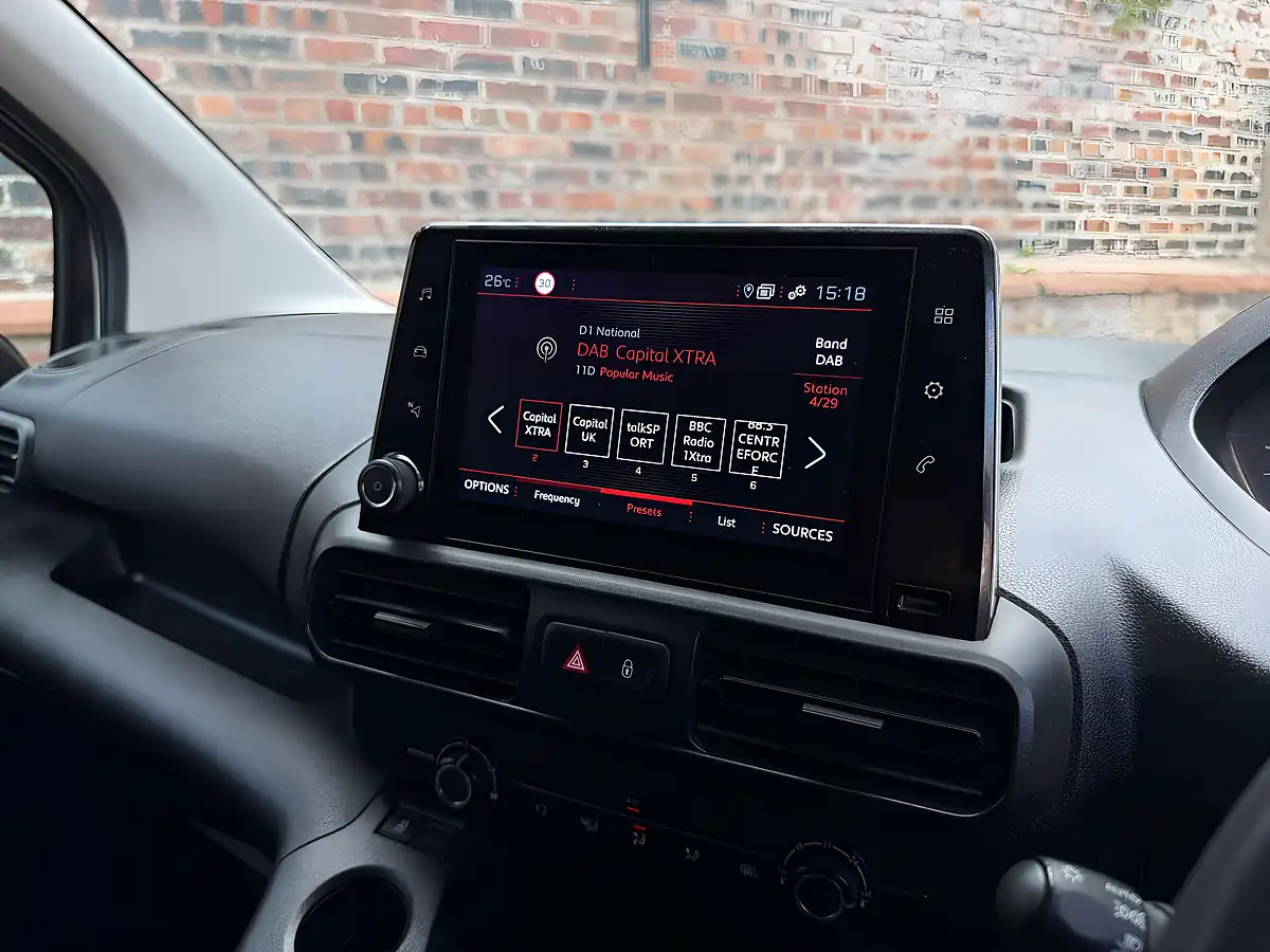 Used 2019 Peugeot Partner Professional L1 White - Interior and Exterior details 12