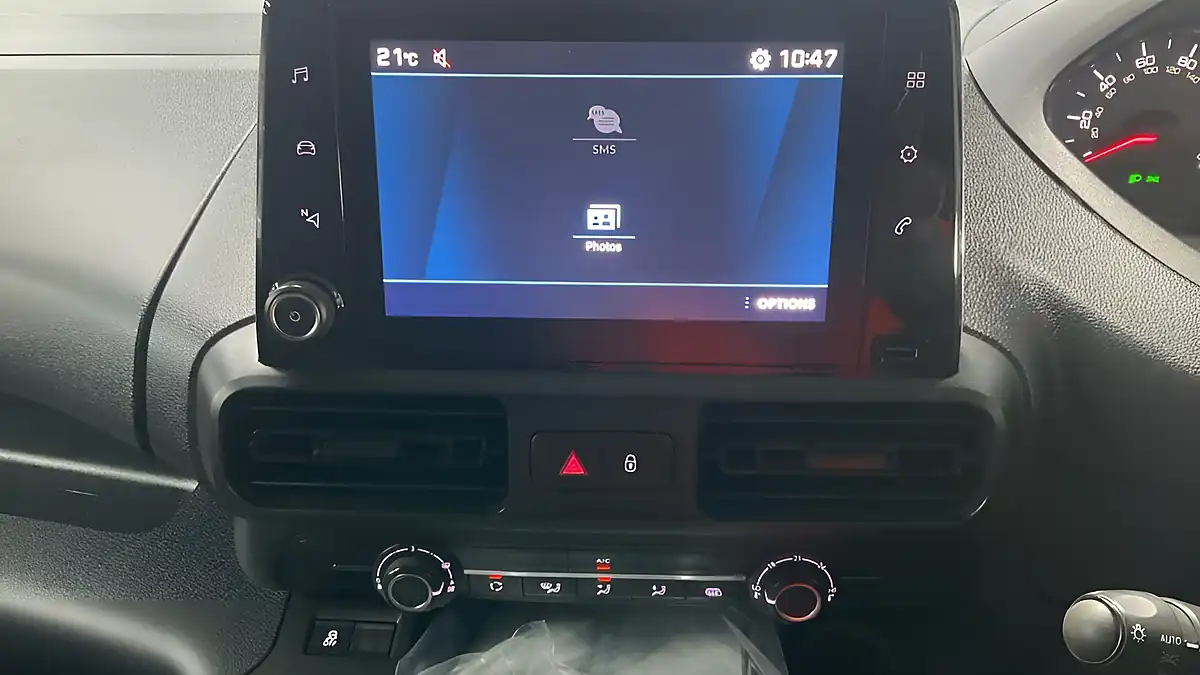 Used 2019 Peugeot Partner Professional Long Grey - Interior and Exterior details 12