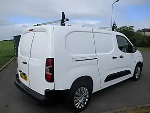 Used 2019 Peugeot Partner Professional Long White - Interior and Exterior details 8