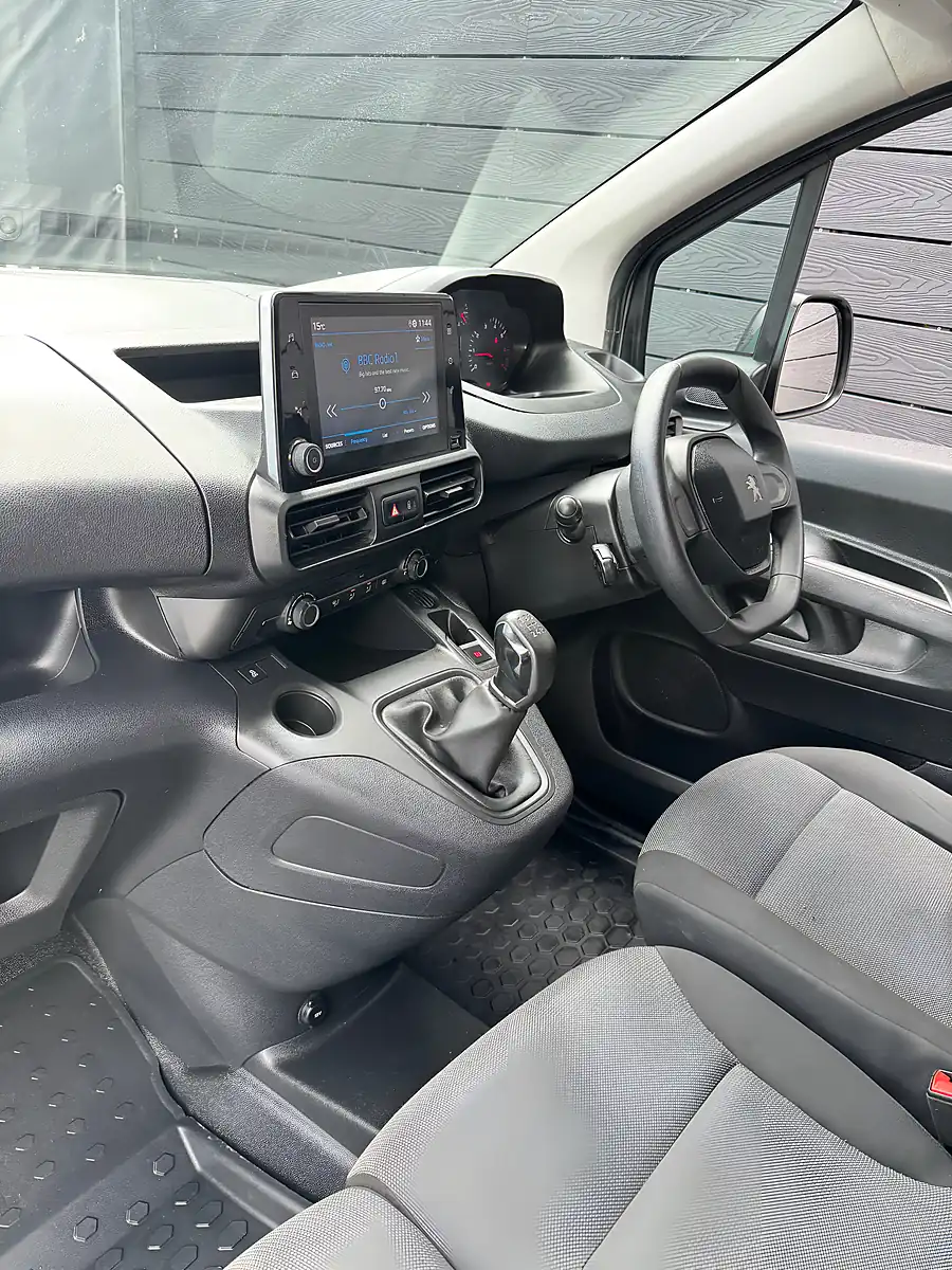 Used 2019 Peugeot Partner Professional Standard Panel Van Grey - Interior and Exterior details 10