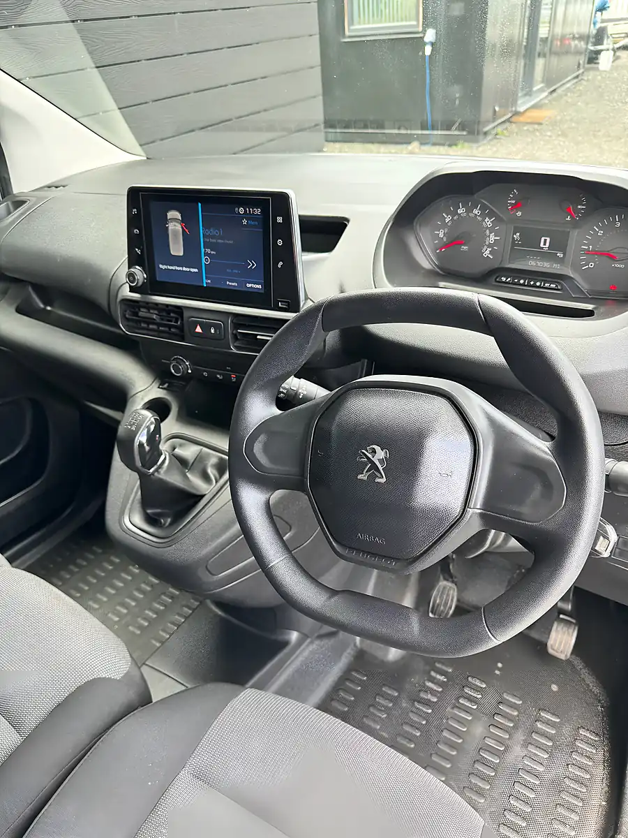 Used 2019 Peugeot Partner Professional Standard Panel Van Grey - Interior and Exterior details 13