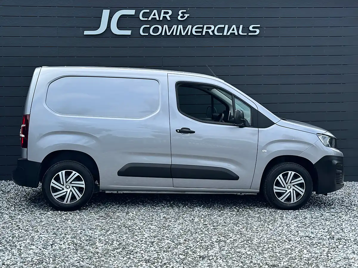 Used 2019 Peugeot Partner Professional Standard Panel Van Grey - Interior and Exterior details 2
