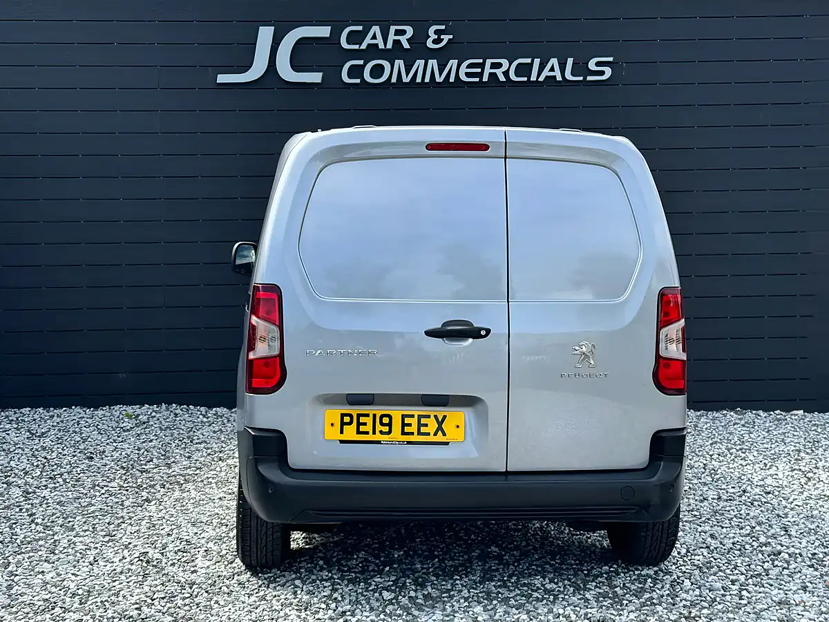 Used 2019 Peugeot Partner Professional Standard Panel Van Grey - Interior and Exterior details 4