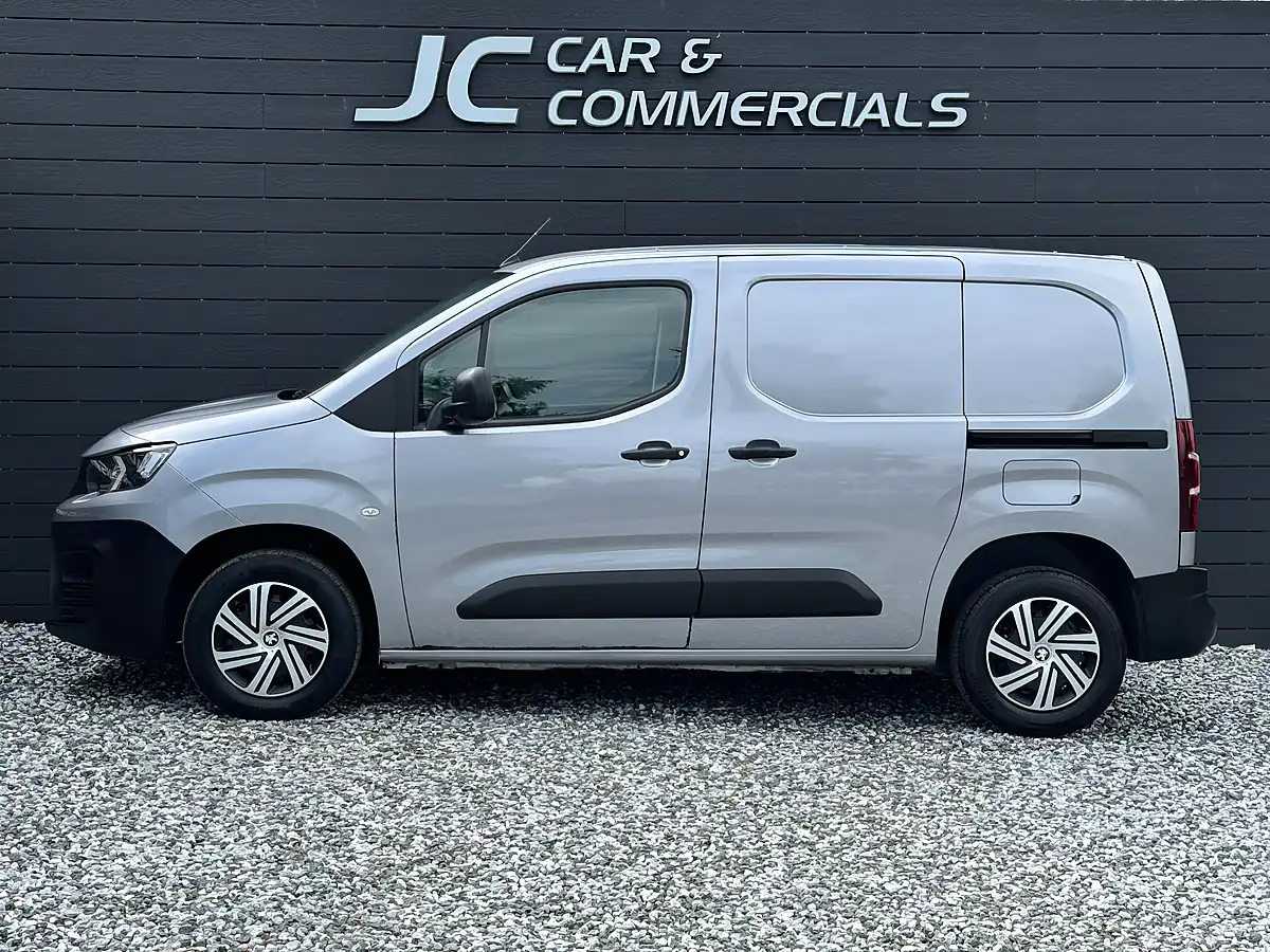 Used 2019 Peugeot Partner Professional Standard Panel Van Grey - Interior and Exterior details 6