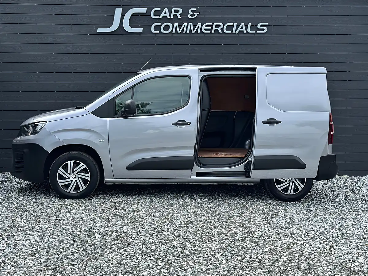 Used 2019 Peugeot Partner Professional Standard Panel Van Grey - Interior and Exterior details 7