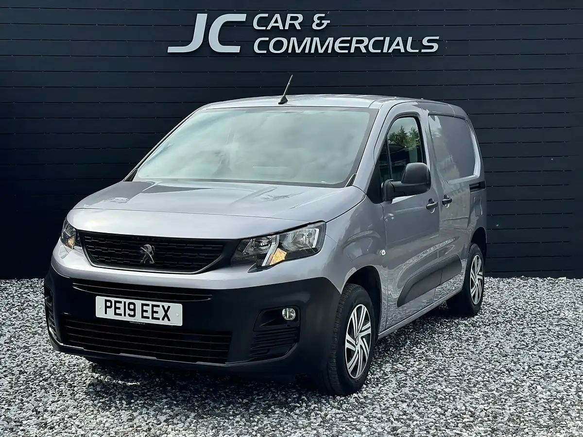 Used 2019 Peugeot Partner Professional Standard Panel Van Grey - Interior and Exterior details 8