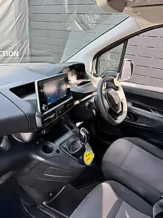 Used 2019 Peugeot Partner Professional Standard Panel Van White - Interior and Exterior details 10