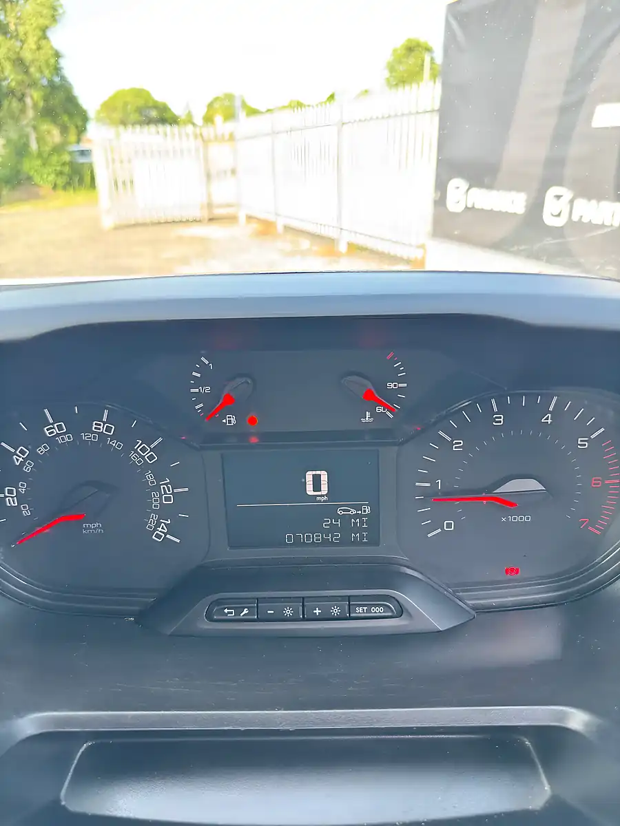 Used 2019 Peugeot Partner Professional Standard Panel Van White - Interior and Exterior details 19