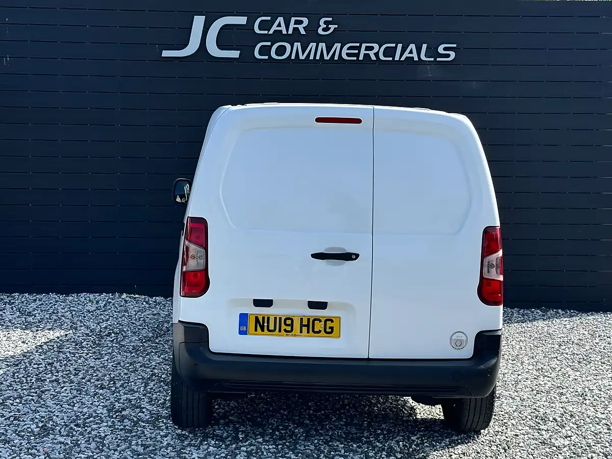 Used 2019 Peugeot Partner Professional Standard Panel Van White - Interior and Exterior details 4