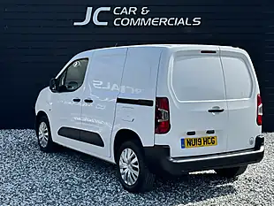 Used 2019 Peugeot Partner Professional Standard Panel Van White - Interior and Exterior details 5
