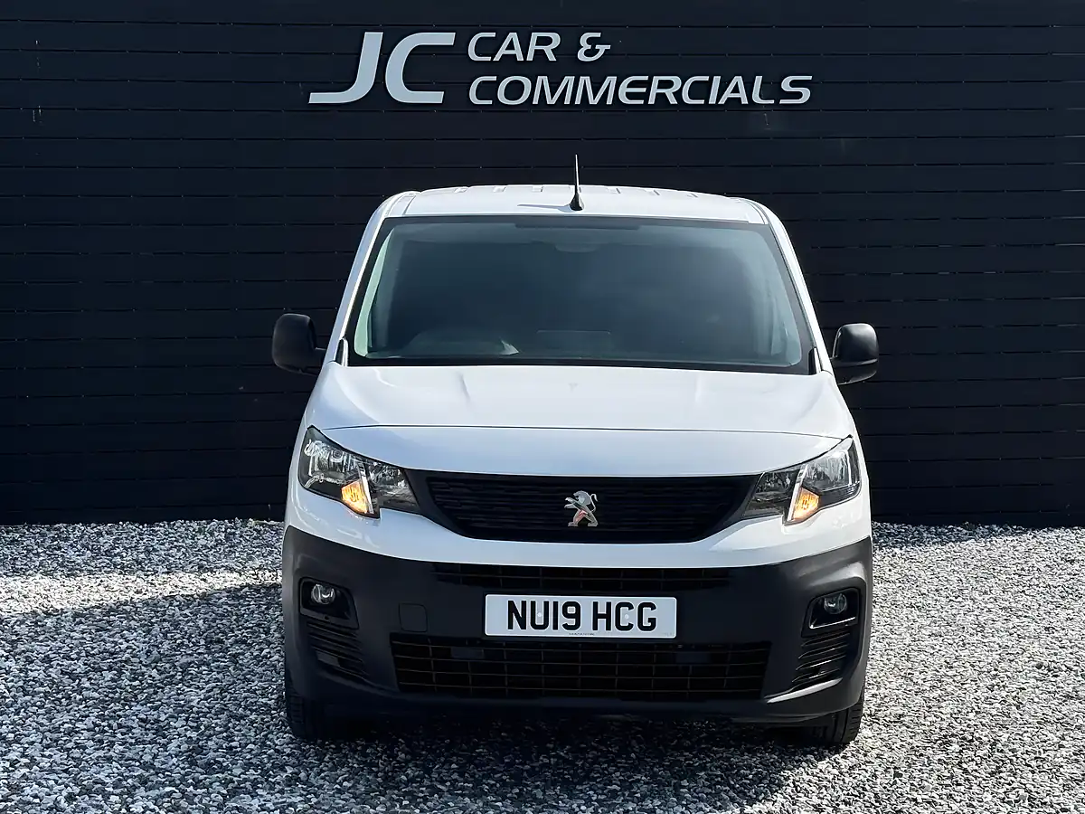 Used 2019 Peugeot Partner Professional Standard Panel Van White - Interior and Exterior details 8