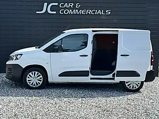Used 2019 Peugeot Partner Professional Standard Panel Van White - Interior and Exterior details 9