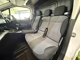 Used 2019 Peugeot Partner Professional Standard White - Interior and Exterior details 18