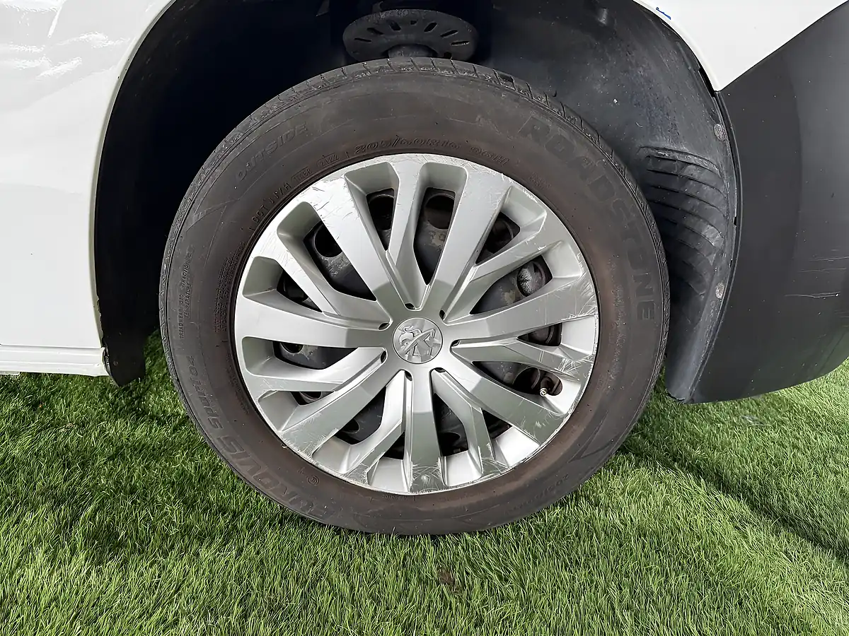 Used 2019 Peugeot Partner Professional Standard White - Interior and Exterior details 2