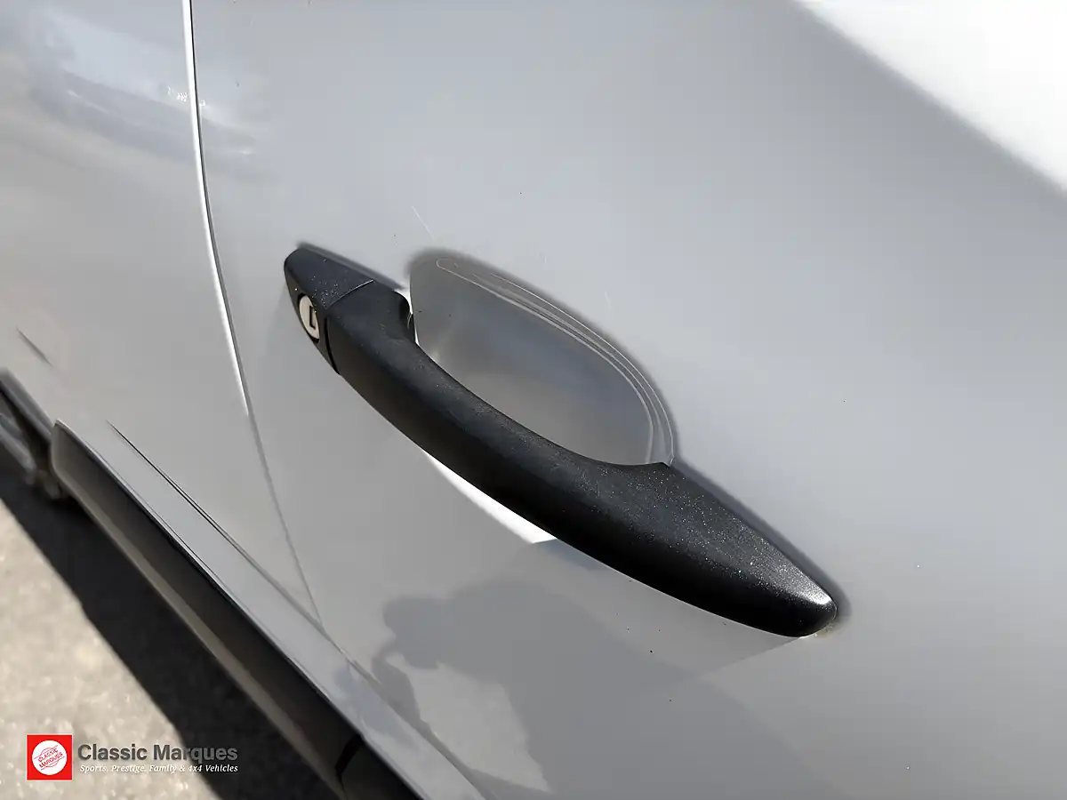 Used 2019 Peugeot Partner Professional Standard White - Interior and Exterior details 11