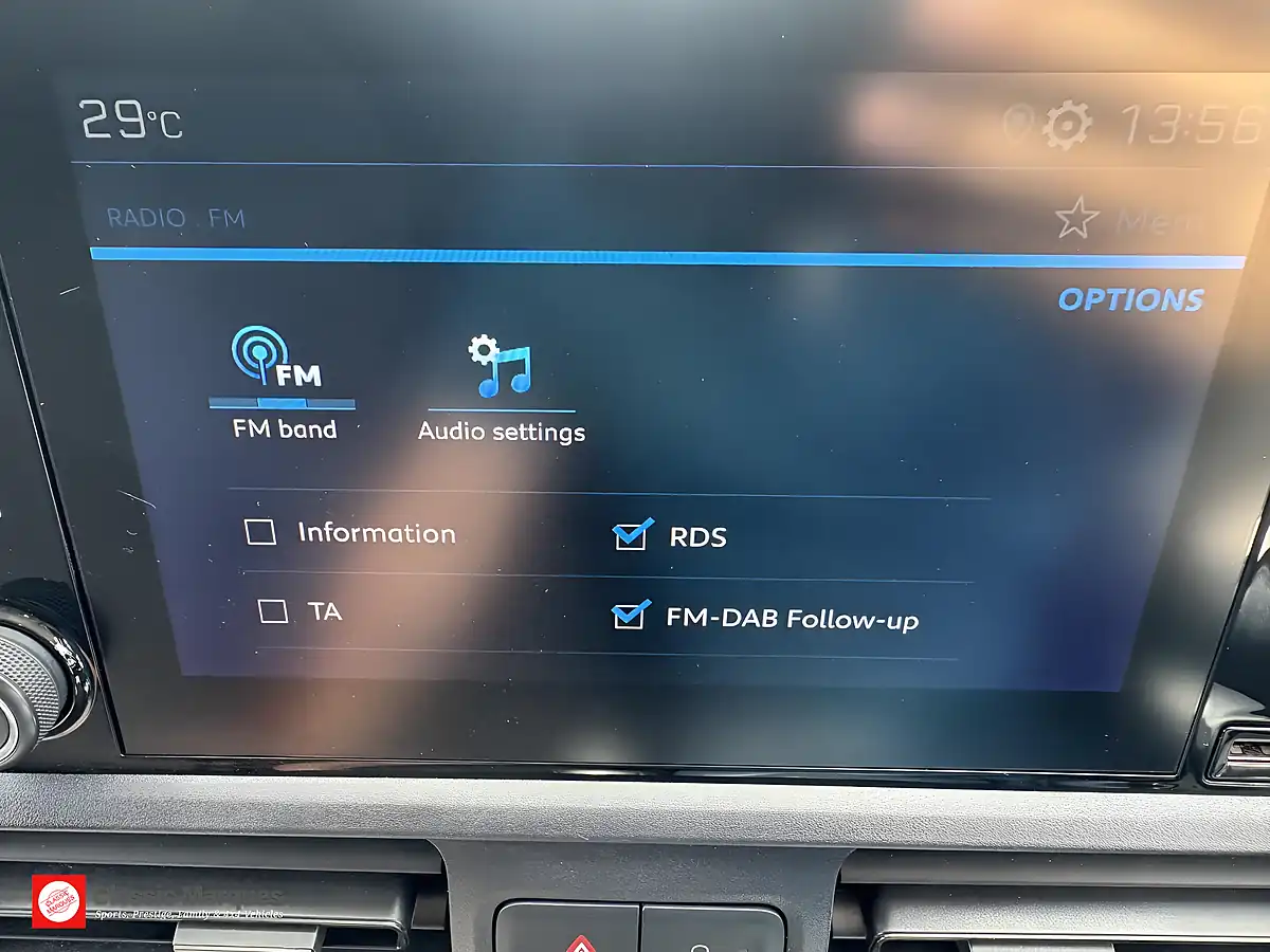 Used 2019 Peugeot Partner Professional Standard White - Interior and Exterior details 17