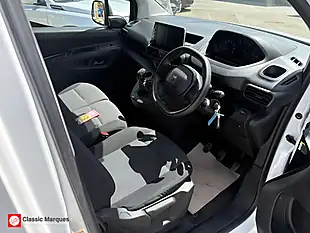 Used 2019 Peugeot Partner Professional Standard White - Interior and Exterior details 2