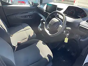 Used 2019 Peugeot Partner Professional Standard White - Interior and Exterior details 11